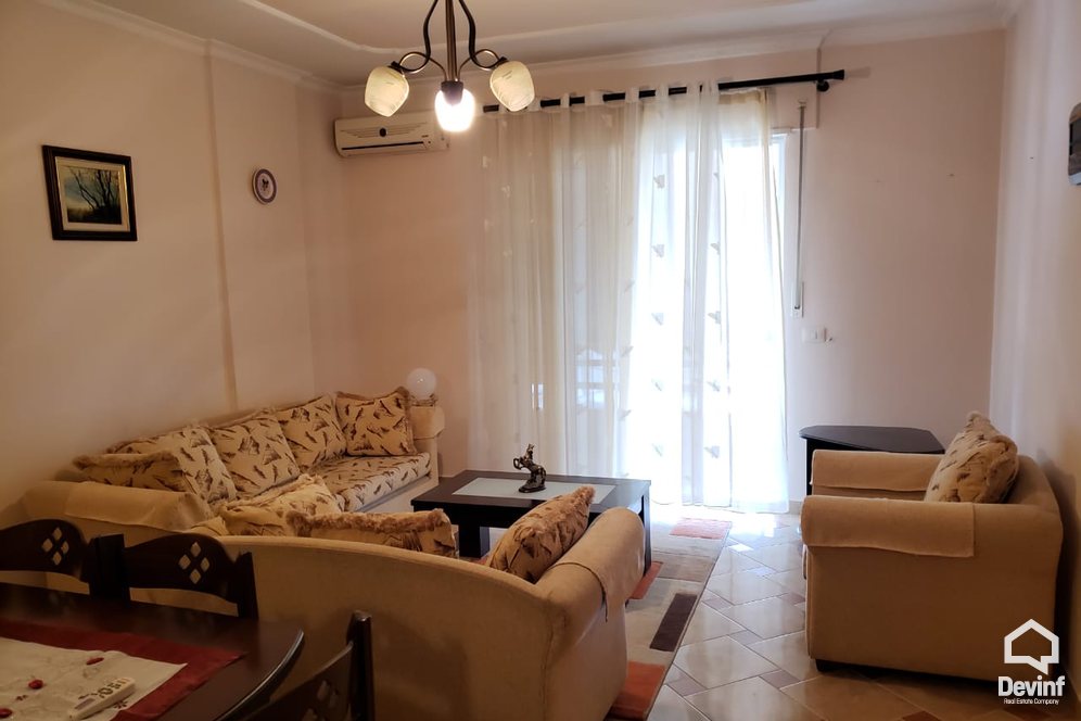 Tirane Qera Apartament 1+1+A Apartament tek Zogu i Zi apartament