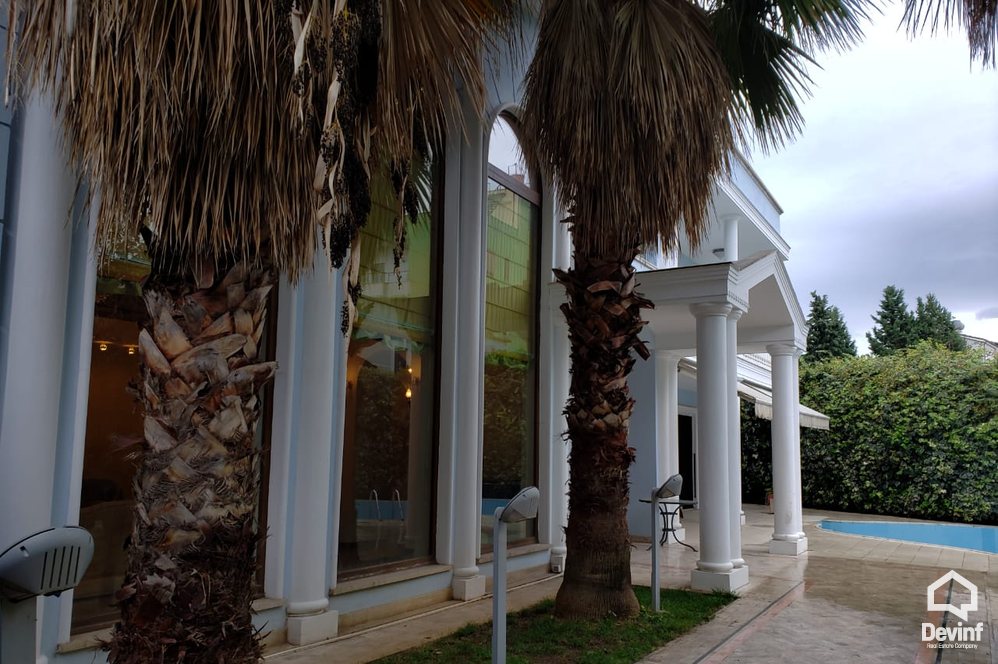 Tirane For Sale Villa Me shume se 4 dhoma Villa close to Dibra Street Villa