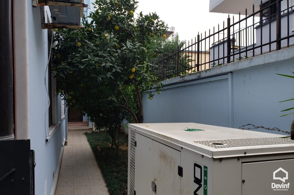 Tirane For Sale Villa Me shume se 4 dhoma Villa close to Dibra Street Villa