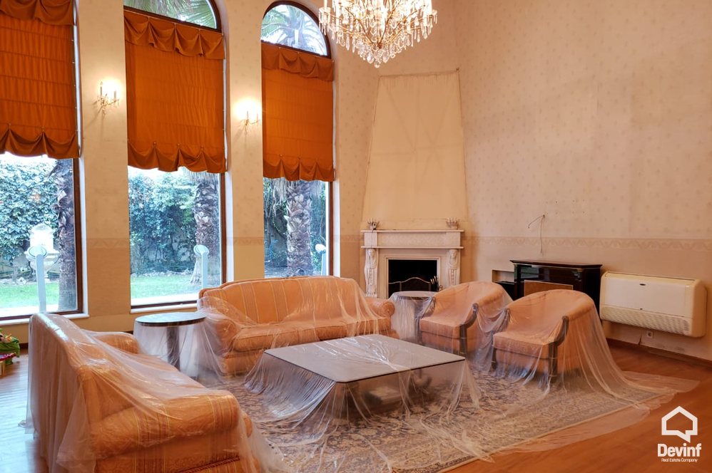Tirane For Sale Villa Me shume se 4 dhoma Villa close to Dibra Street Villa