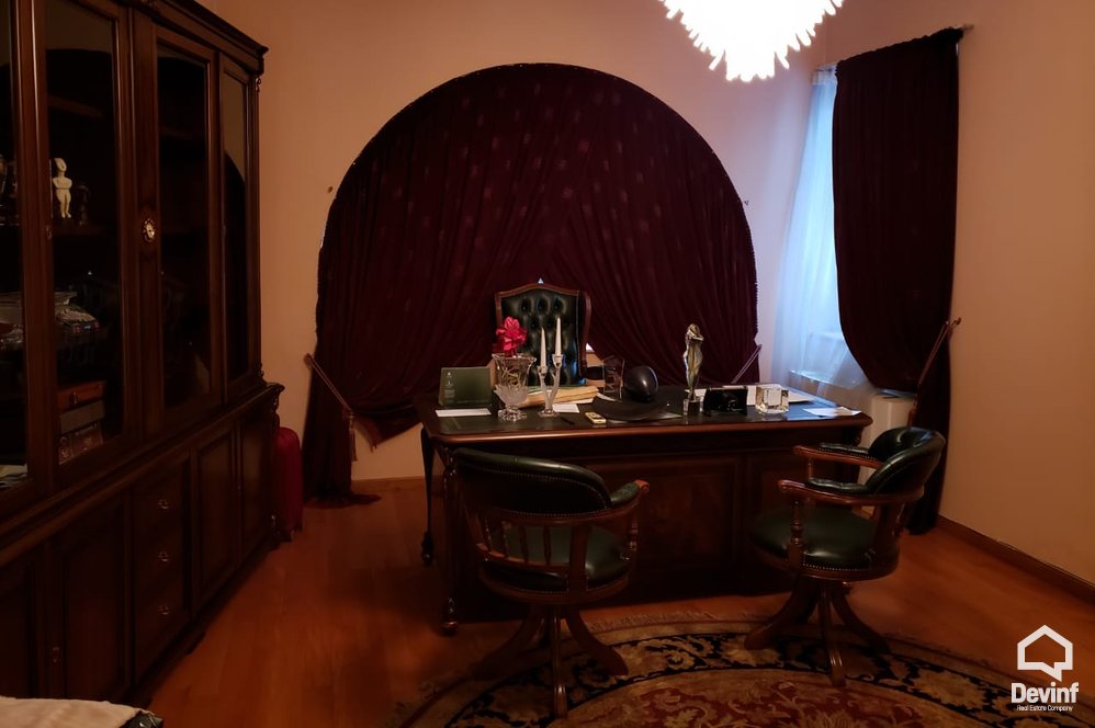 Tirane For Sale Villa Me shume se 4 dhoma Villa close to Dibra Street Villa