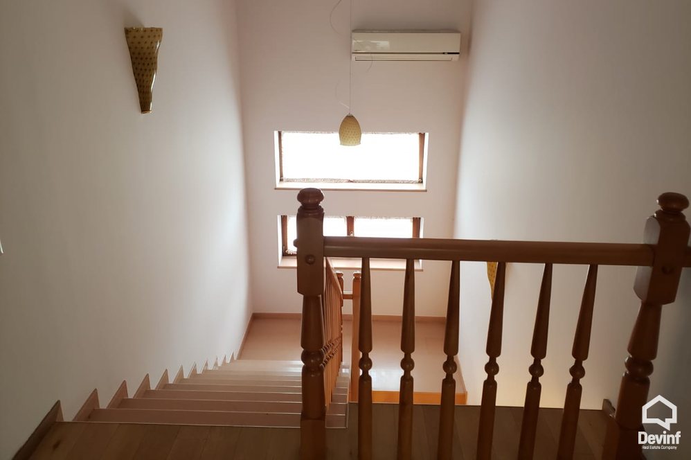 Tirane For Sale Villa Me shume se 4 dhoma Villa close to Dibra Street Villa