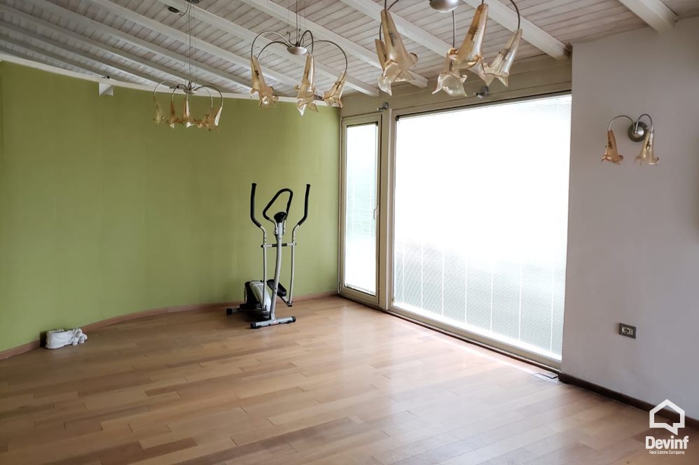 Tirane For Sale Villa Me shume se 4 dhoma Villa close to Dibra Street Villa