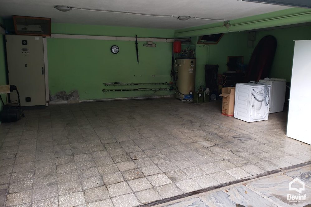 Tirane For Sale Villa Me shume se 4 dhoma Villa close to Dibra Street Villa