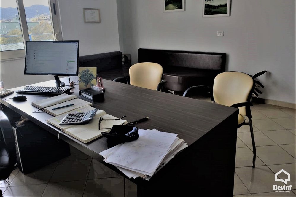 Tirane Qera Apartament 2+1+A Ne Bulevardin Gjergj Fishta apartament zyre