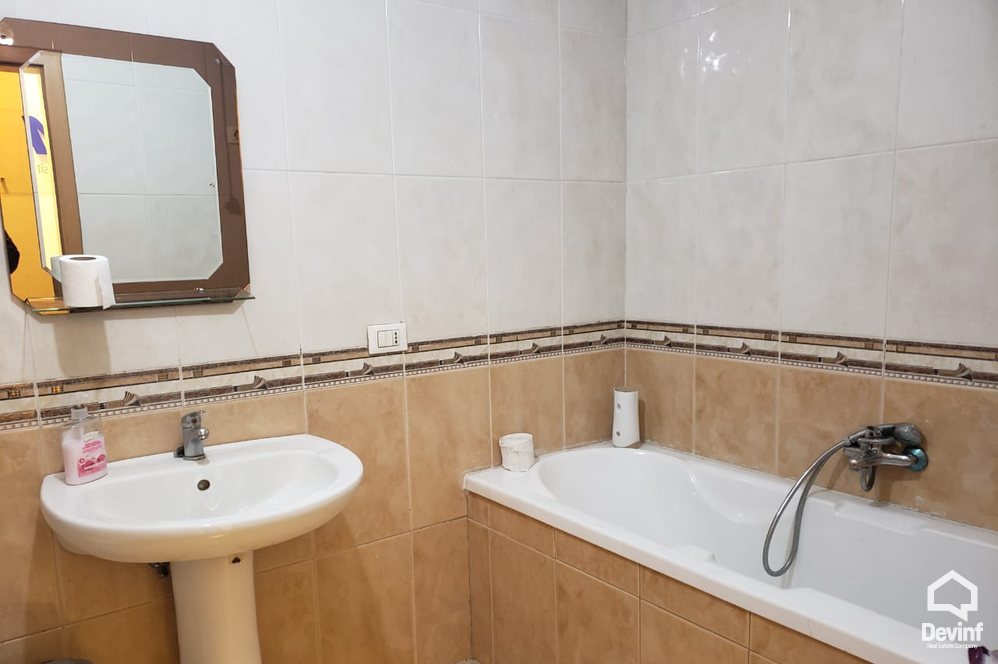 Tirane Qera Zyre 2+1+A  apartament