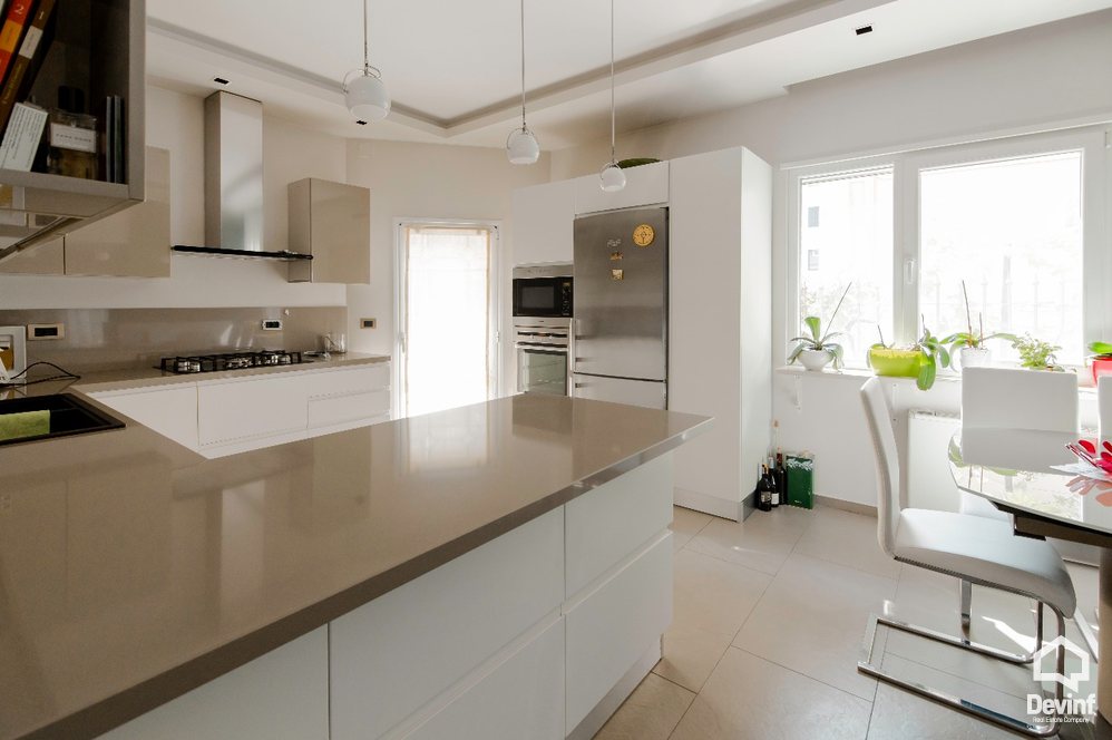 Tirane For Sale Villa 4+1+A House in Selita area Residential Complex Villa