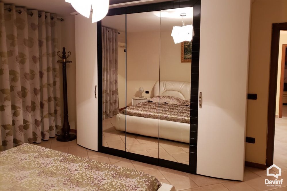 Tirane Qera Apartament 3+1 Ne qender te Tiranes, prane Ministrise se Arsimit apartament