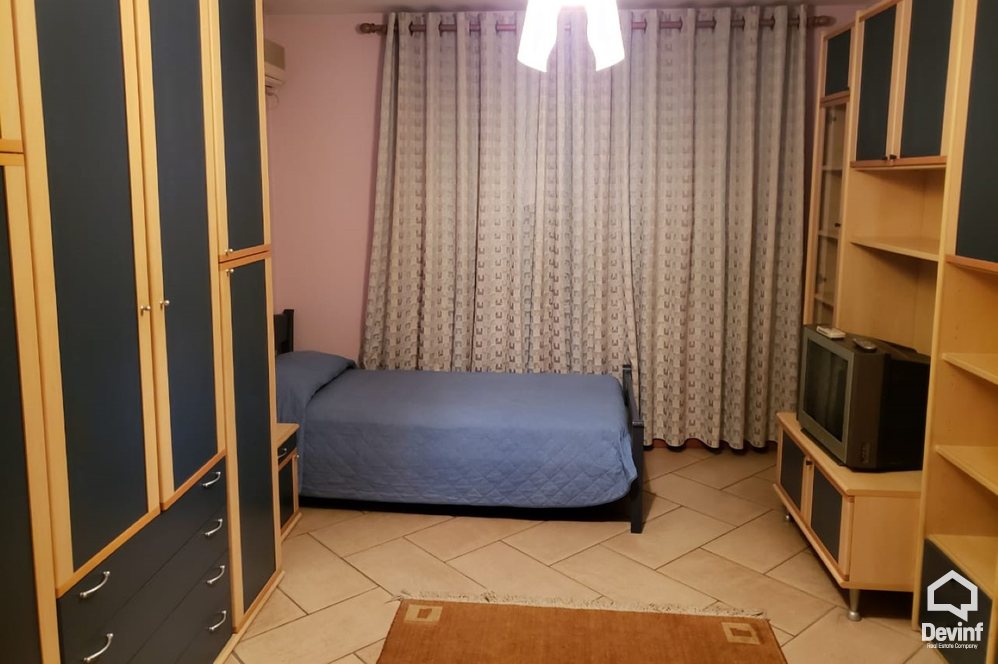 Tirane Qera Apartament 3+1 Ne qender te Tiranes, prane Ministrise se Arsimit apartament