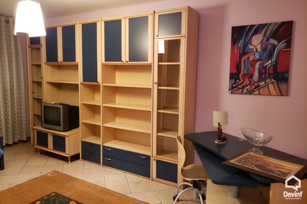 Tirane Qera Apartament 3+1 Ne qender te Tiranes, prane Ministrise se Arsimit apartament