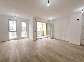 Apartament Shitje Univers City, prane QTU
