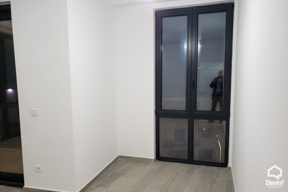 Tirane Qera Apartament 2+1+G Ne hyrje te Parkut te Madh te Tiranes apartament zyre