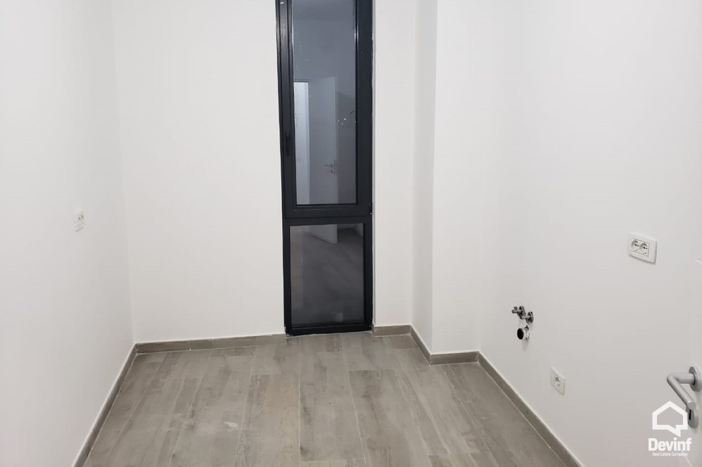 Tirane Qera Apartament 2+1+G Ne hyrje te Parkut te Madh te Tiranes apartament zyre