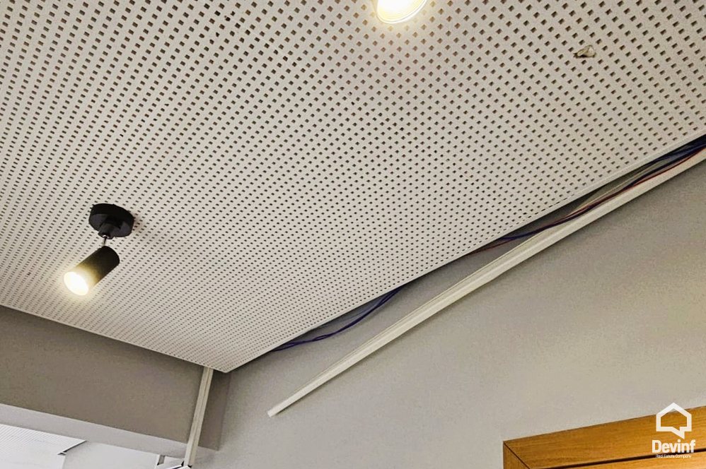Tirane Qera Zyre 3+1 Zyre ne zonen e Bllokut apartament zyre