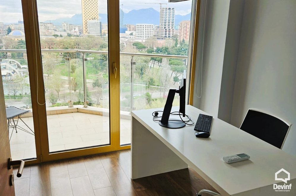 Tirane Qera Zyre 3+1 Zyre ne zonen e Bllokut apartament zyre