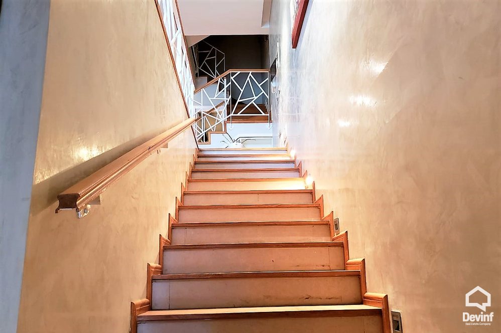Tirane For Sale Villa  A villa in a residential compound Villa Residential Complex