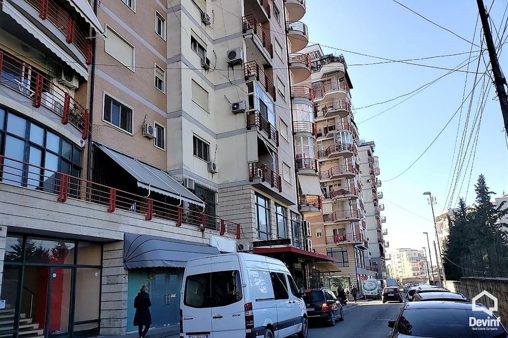 Tirane Shitje Zyre  Rruga Don Bosko, kompleksi Vizion Plus zyre kompleks rezidencial