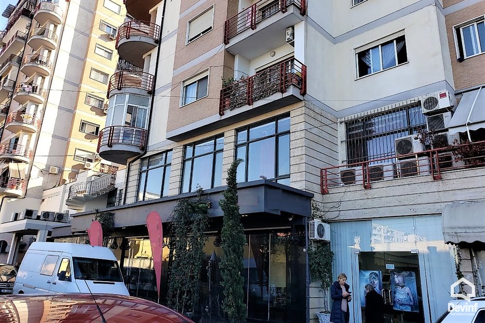 Tirane Shitje Zyre  Rruga Don Bosko, kompleksi Vizion Plus zyre kompleks rezidencial