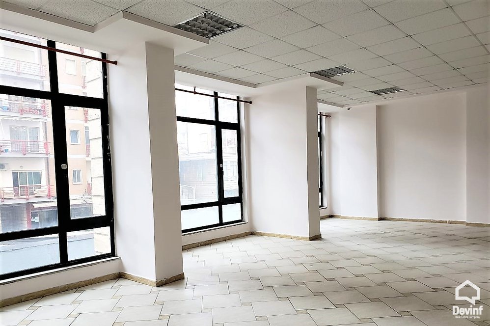 Tirane Shitje Zyre  Rruga Don Bosko, kompleksi Vizion Plus zyre kompleks rezidencial