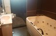 Me Qera Apartament Me shume se 4 dhoma Zyre ne zonen e Bllokut Tirane