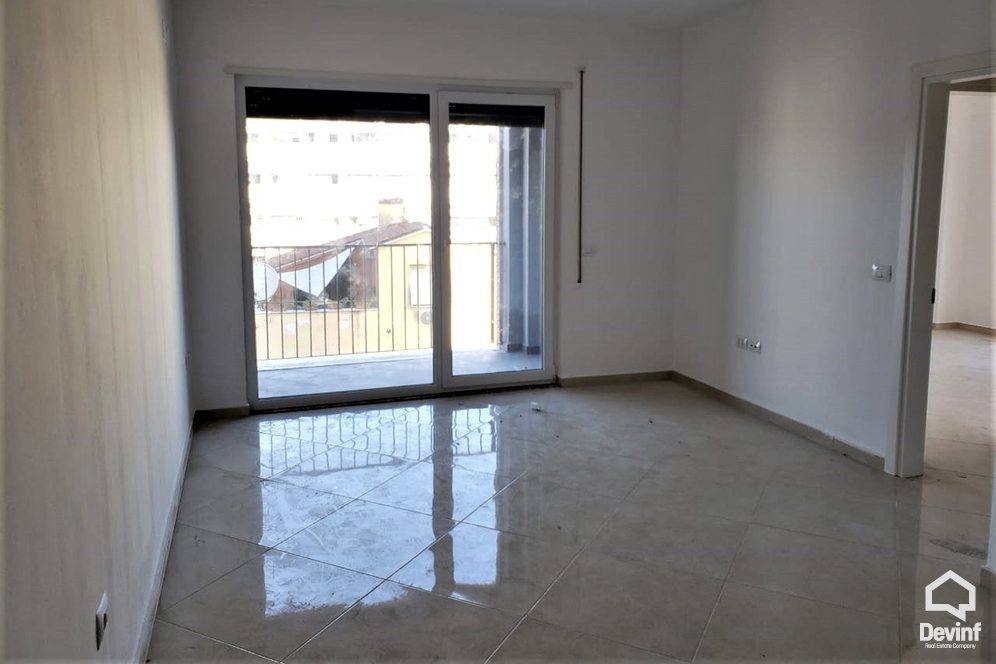 Tirane Qera Apartament 2+1+A Prane Hotel Mondial apartament zyre