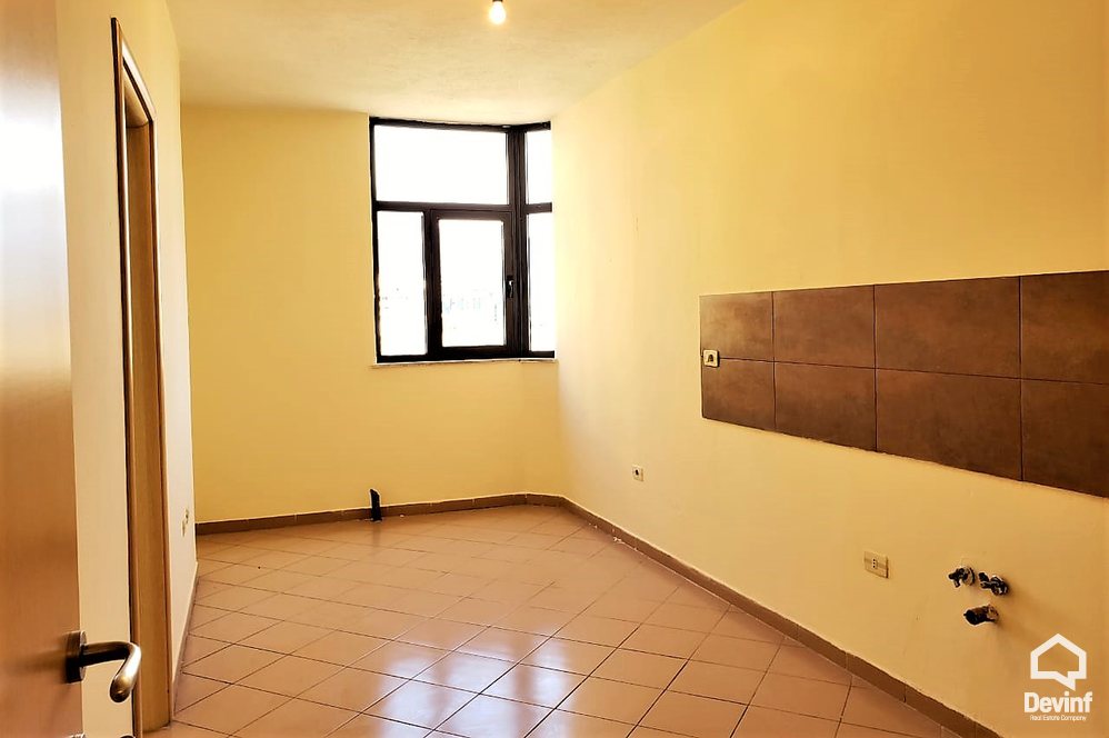 Tirane Shitje Apartament 3+1+A Bulevardi Zogu i Pare apartament