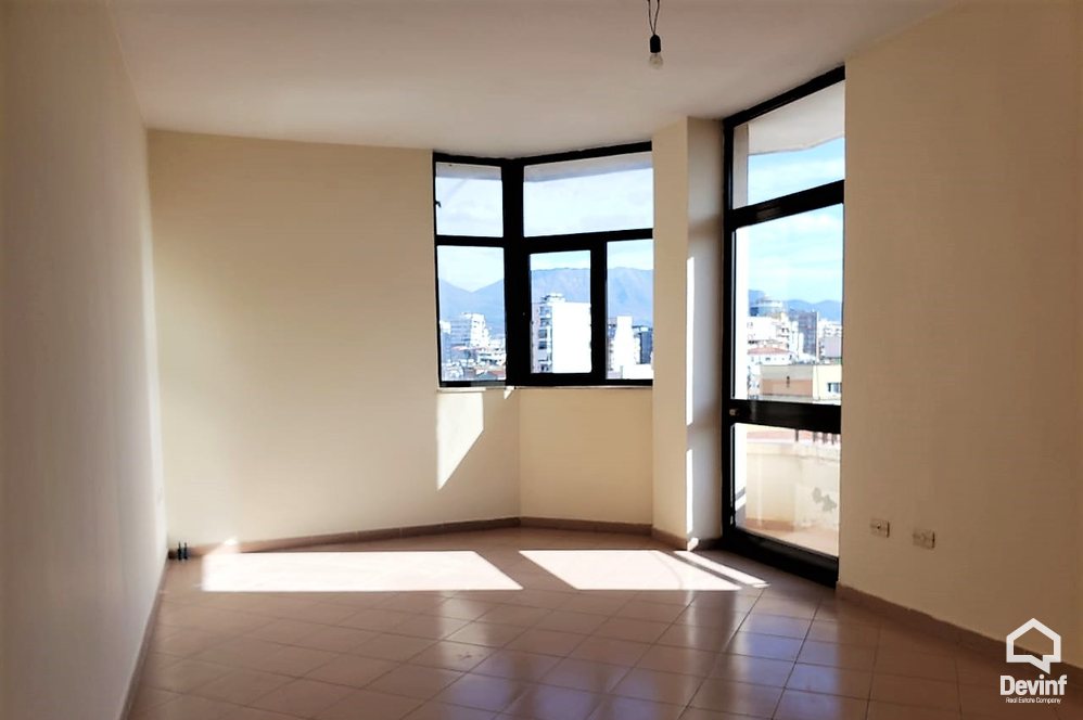 Tirane Shitje Apartament 3+1+A Bulevardi Zogu i Pare apartament