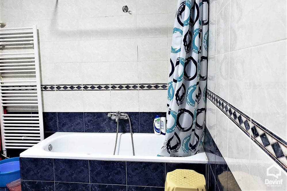 Tirane Shitje Apartament 3+1+A ne zonen e ish Bllokut apartament