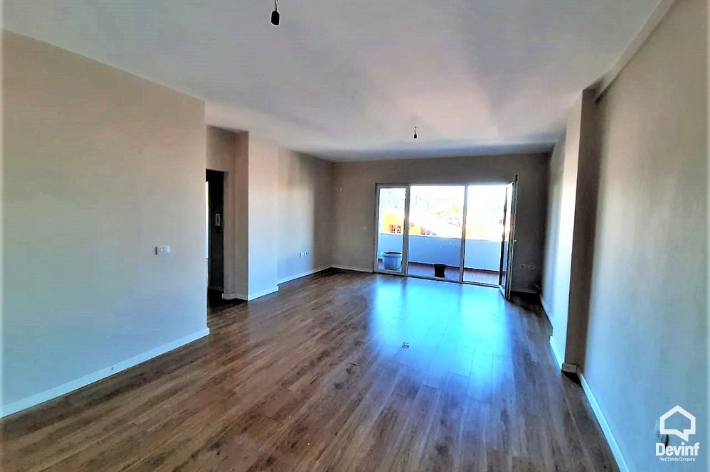 Tirane For Sale Apartment 1+1+A 21 dhjetori area, near the Mondial Hotel Apartment