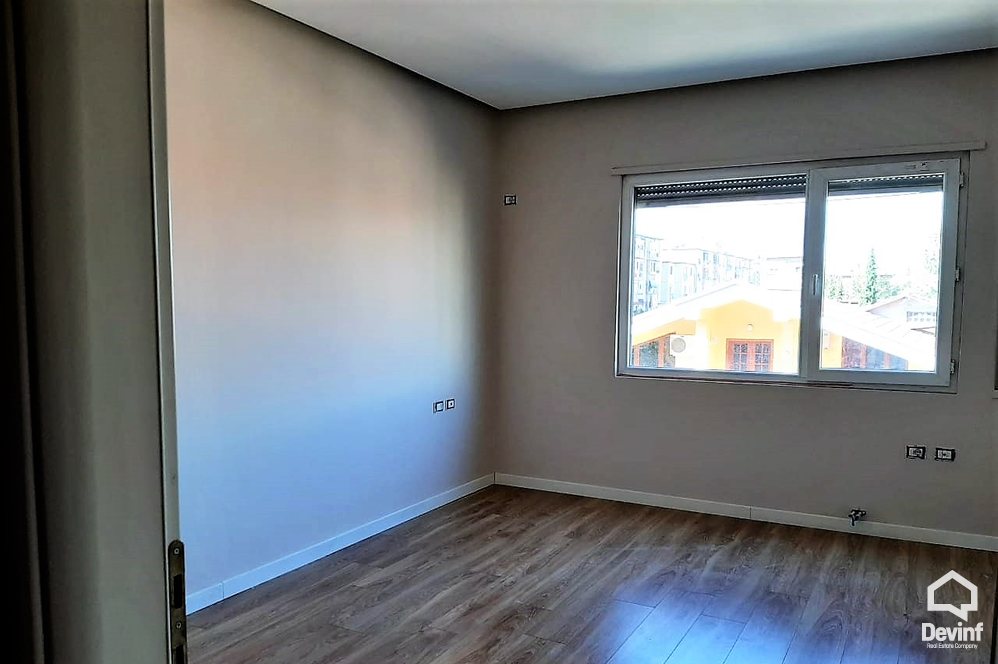 Tirane For Sale Apartment 1+1+A 21 dhjetori area, near the Mondial Hotel Apartment