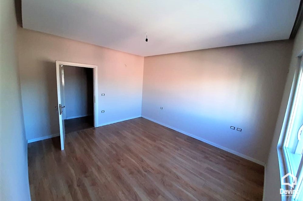 Tirane For Sale Apartment 1+1+A 21 dhjetori area, near the Mondial Hotel Apartment