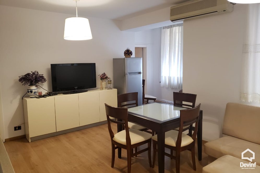 Tirane Qera Apartament 3+1+A Ne Rrugen Myslym Shyri apartament
