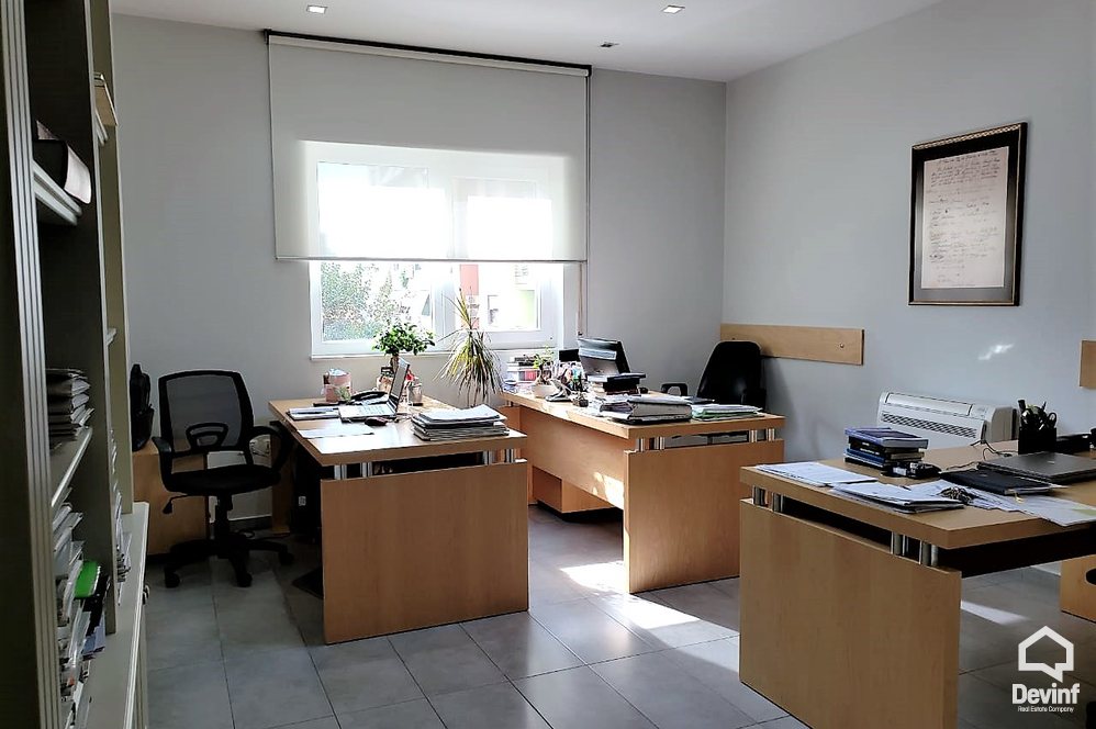 Tirane For Sale Office  Rezidential Complex, near the Archives Directory Office Apartment Residential Complex klinike dentare qender estetike palester Booking/AirBnB studio ligjore