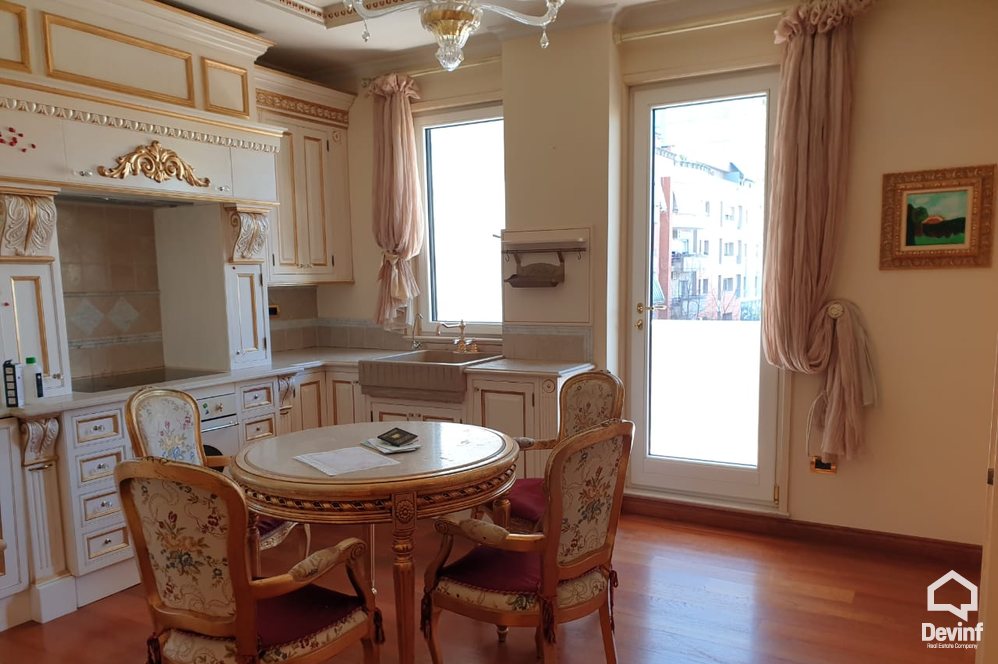 Tirane Shitje Apartament Me shume se 4 dhoma prane Radio Televizionit Shqiptar apartament