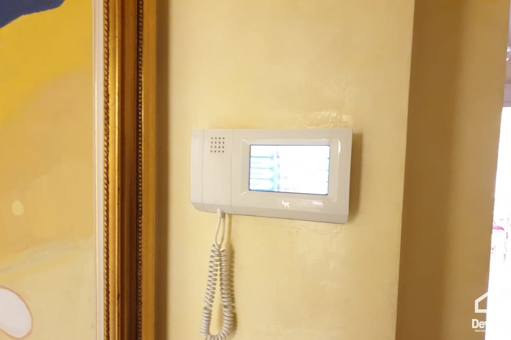 Tirane Shitje Apartament Me shume se 4 dhoma prane Radio Televizionit Shqiptar apartament