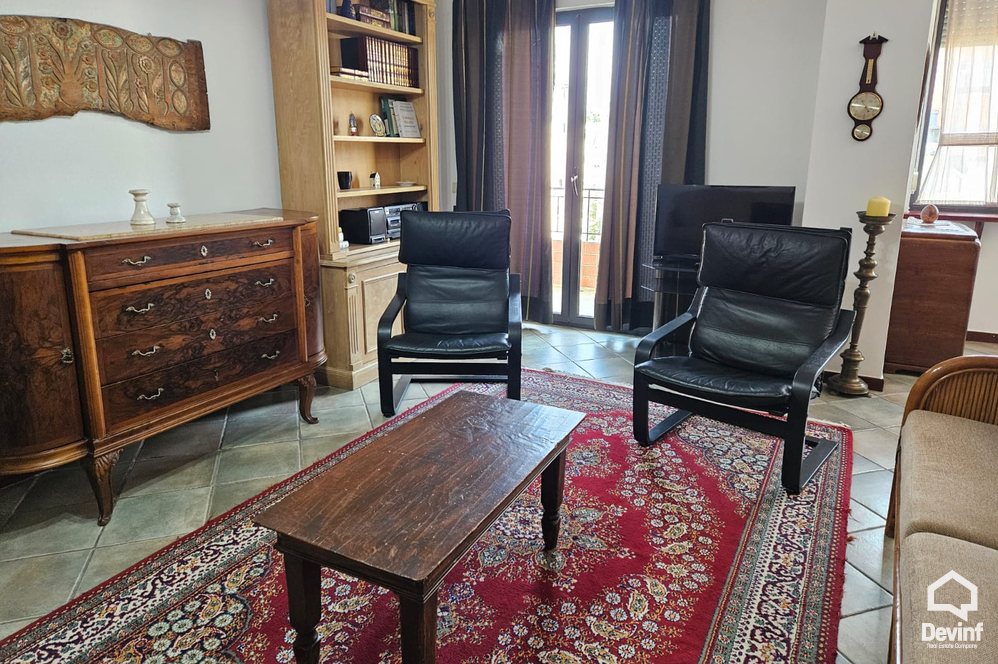 Tirane For Rent Apartment 2+1+G Apartment located in Medar Shtylla Street Apartment