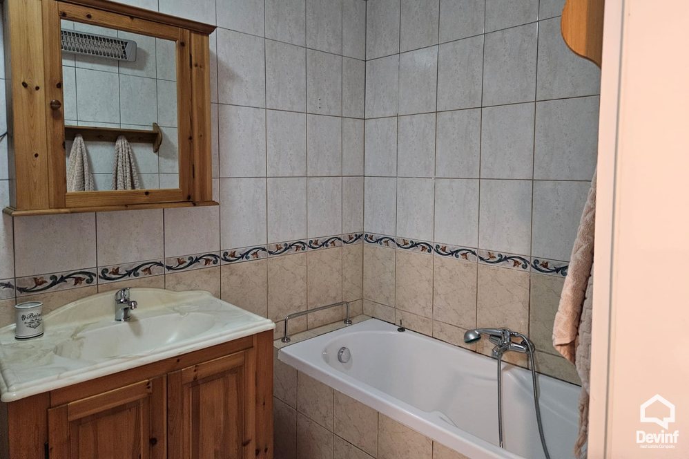 Tirane For Rent Apartment 2+1+G Apartment located in Medar Shtylla Street Apartment