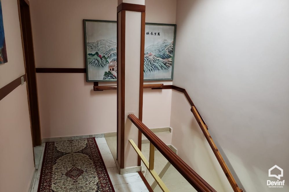 Tirane Qera Ndertese Multifunksionale  Objekt 3 katesh ne qender te Tiranes zyre ndertese multifunksionale