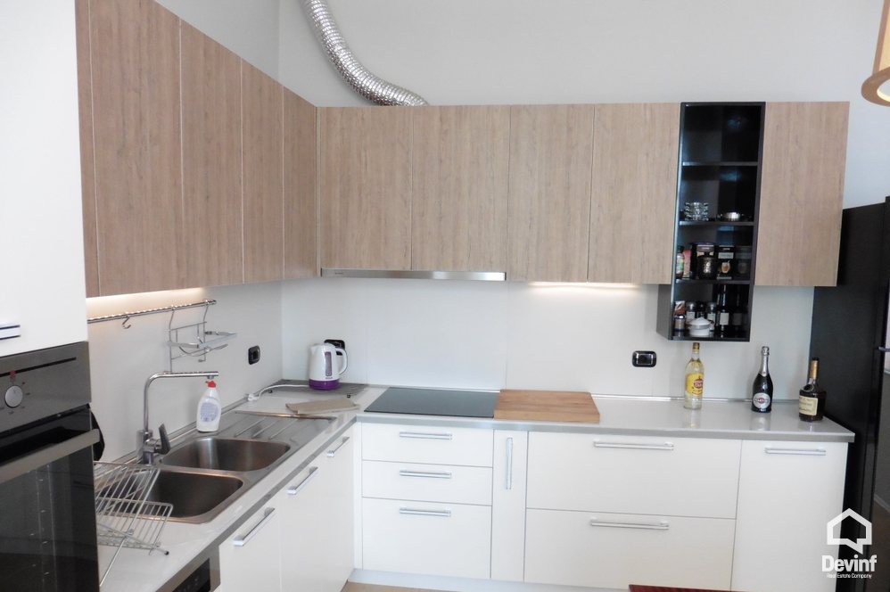 Tirane For Sale Apartment 3+1+G Duplex apartment in the area of New Bazzar Apartment