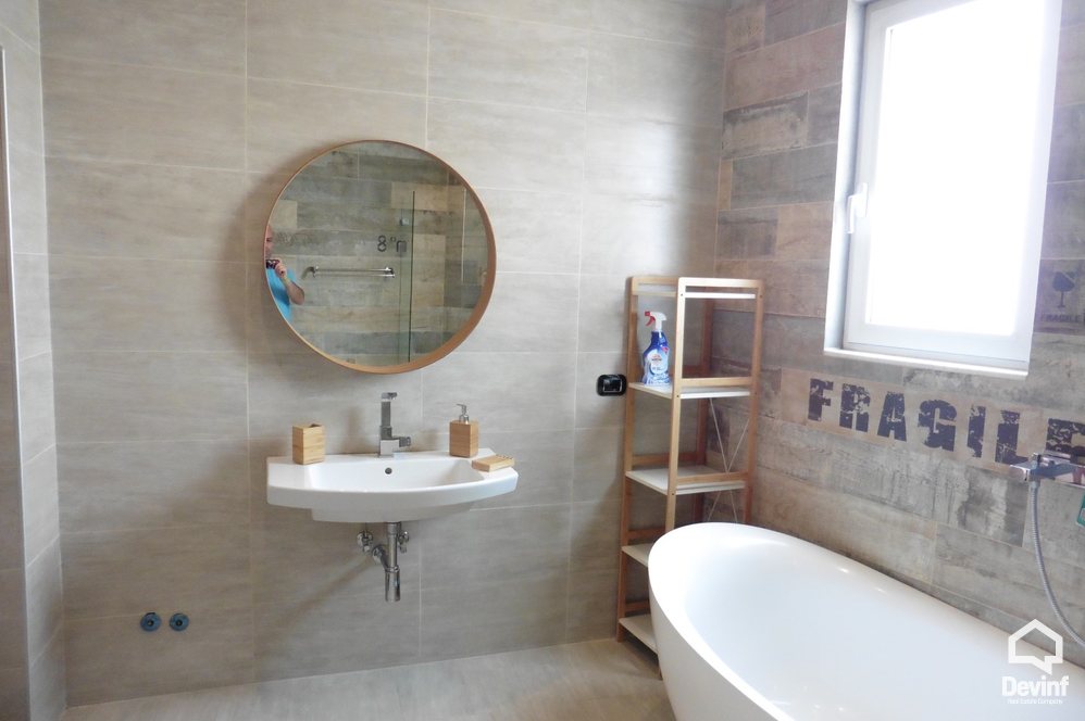 Tirane For Sale Apartment 3+1+G Duplex apartment in the area of New Bazzar Apartment
