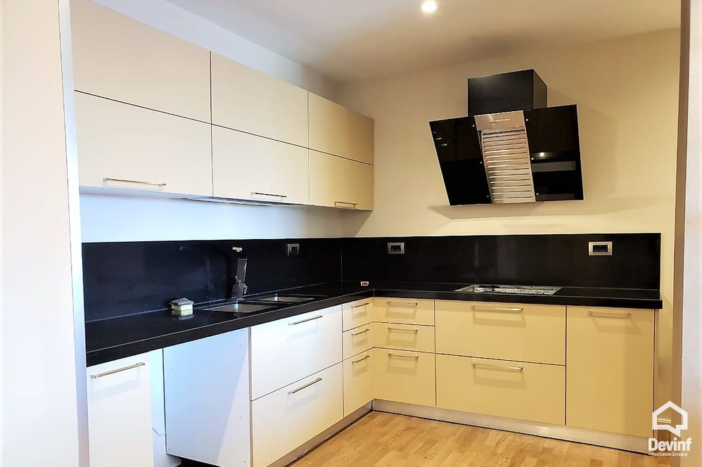 Tirane Shitje Apartament 3+1+A Prane Stadiumit Kombetar Air Albania apartament