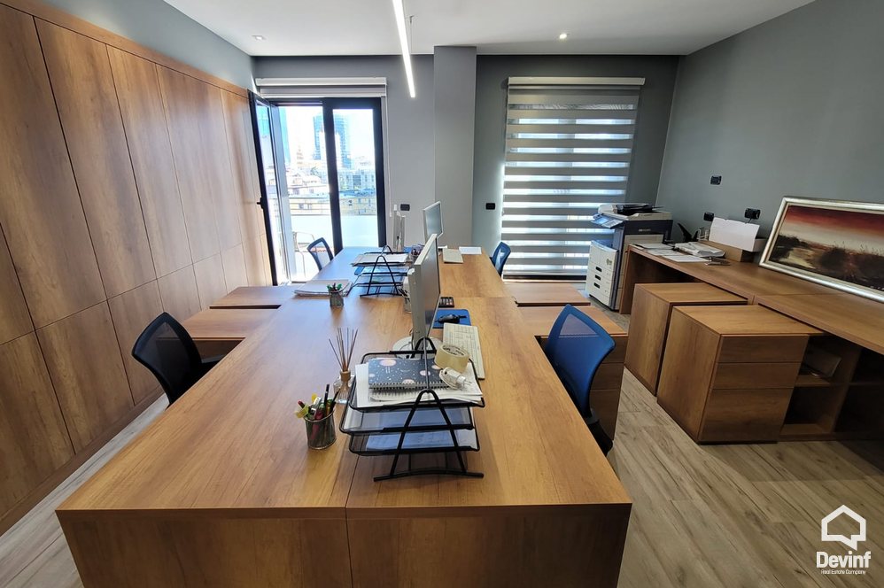 Tirane Qera Zyre 2+1 Zyra ne qender te Tiranes zyre studio ligjore