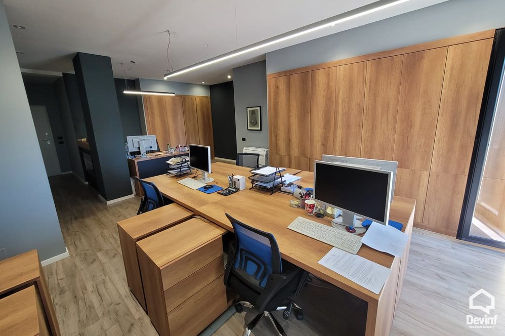 Tirane Qera Zyre 2+1 Zyra ne qender te Tiranes zyre studio ligjore