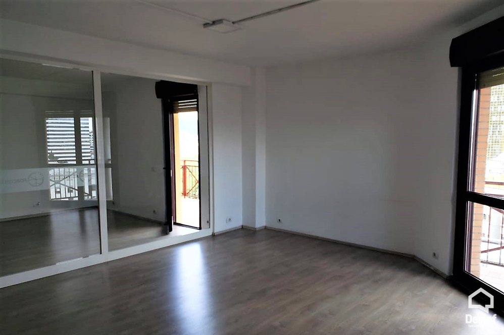 Tirane For Rent Office  Office in the center of Tirana Office Business Center