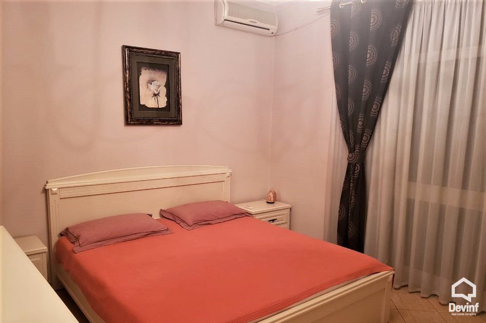 Tirane Qera Apartament 3+1+A Apartament prane qendres ne Bulevardin Zogu i I apartament