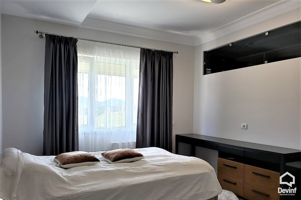 Tirane For Sale Villa  Farka Lake Villa Residential Complex