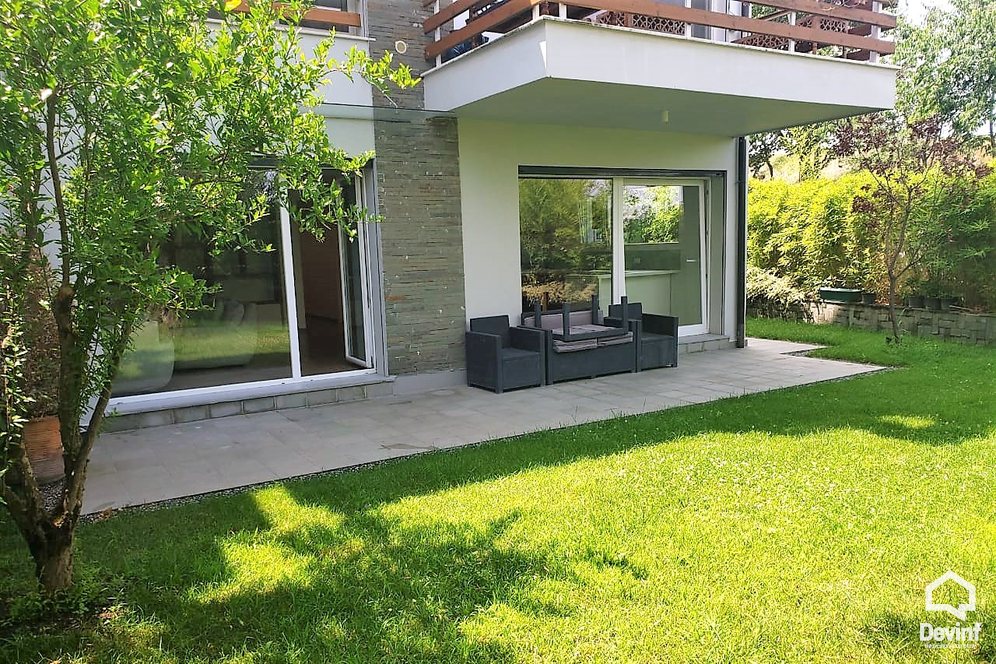 Tirane For Sale Apartment 3+1+A Apartment in a residential compound located close to TEG Apartment
