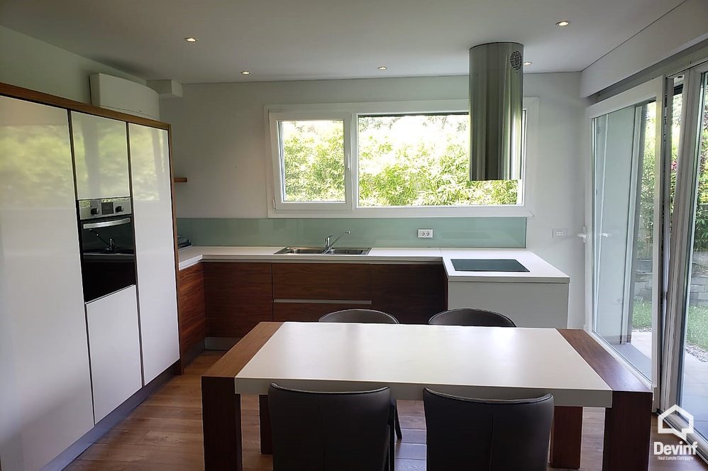 Tirane For Sale Apartment 3+1+A Apartment in a residential compound located close to TEG Apartment