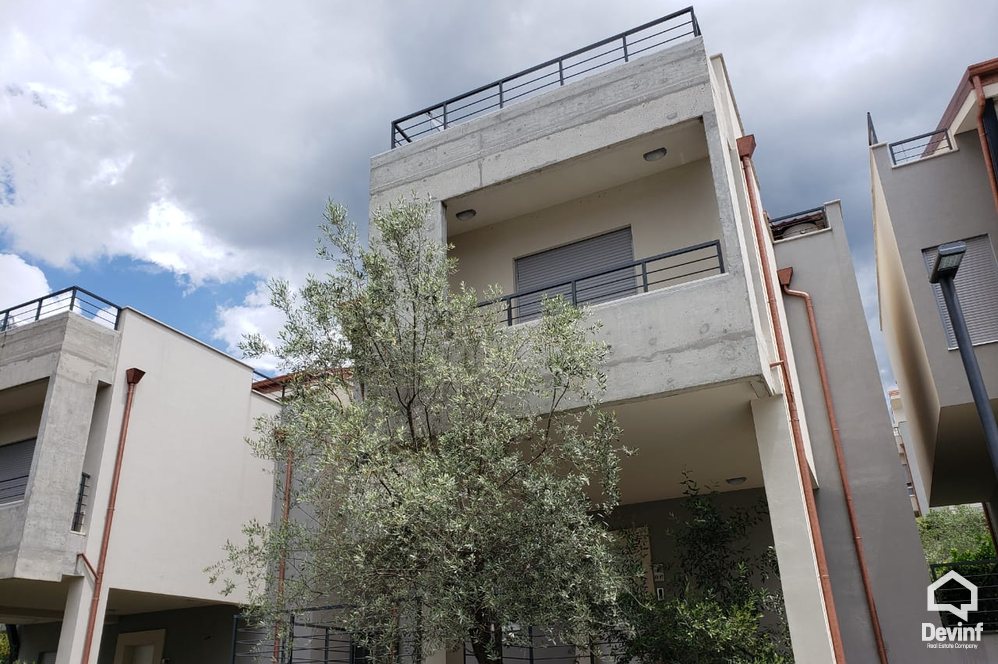 Tirane For Rent Villa 4+1+G Residential complex near TEG Shopping Center Villa Residential Complex