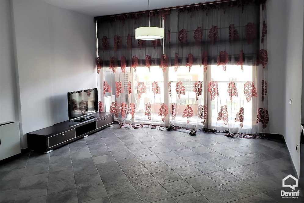 Tirane Shitje Apartament 3+1+A Apartament ne zonen e Bllokut apartament